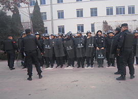 濟(jì)南保安用微笑化解問(wèn)題 保安公司加盟合作